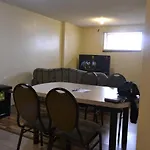 Private Bedroom In Basement Suite - Fonda